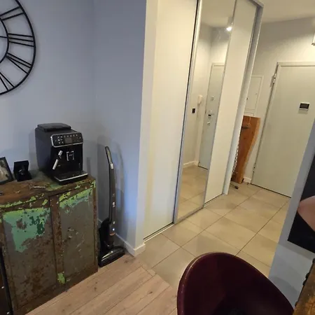 Odpoczynek W Parku, Free Parking!!